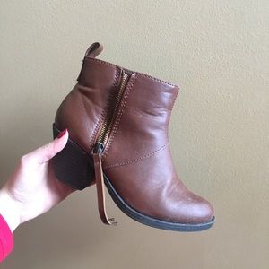 Ankle booties